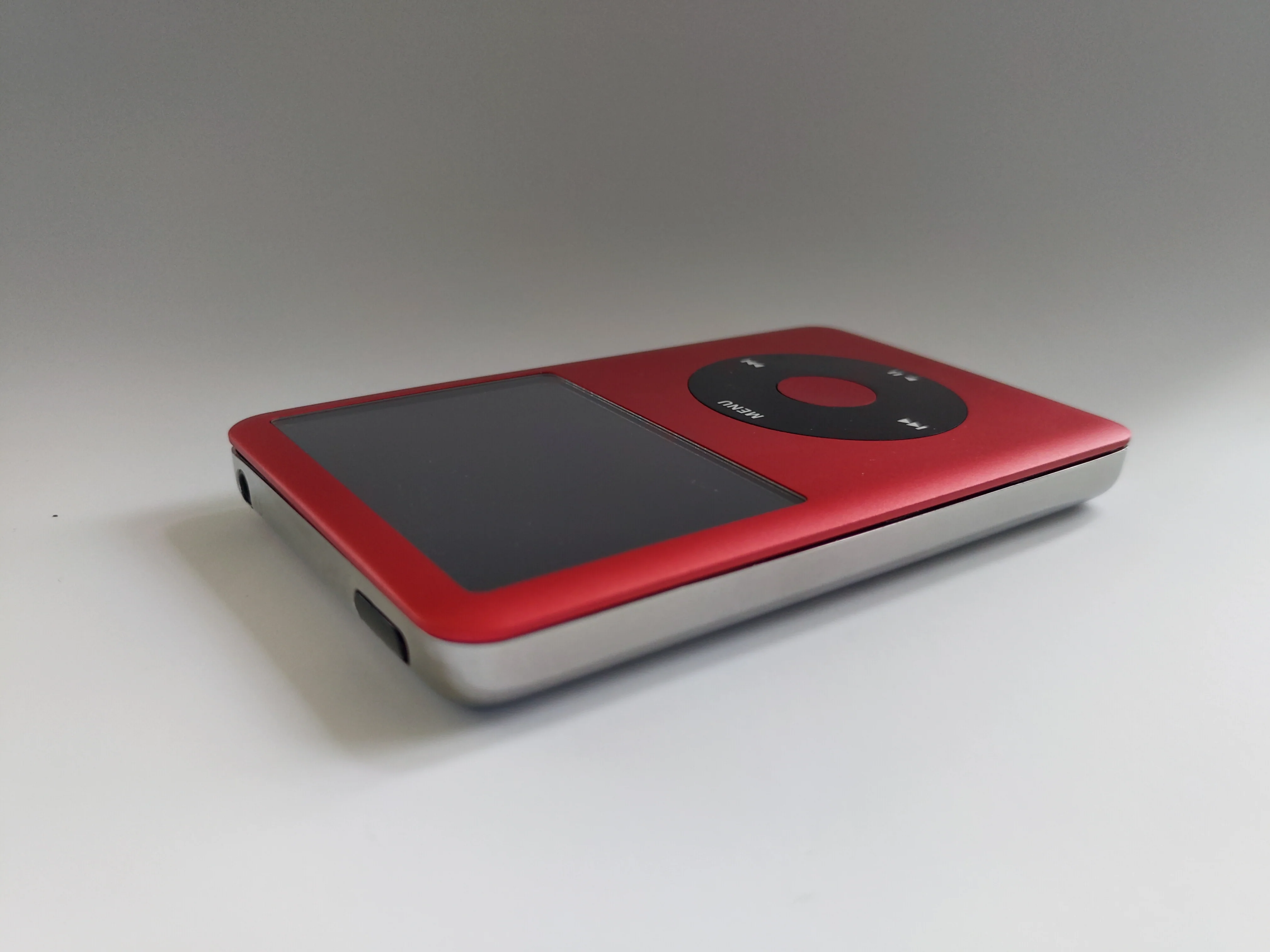 iPod classic - Red and Black | Flash Storage and Extended Battery - Image 4