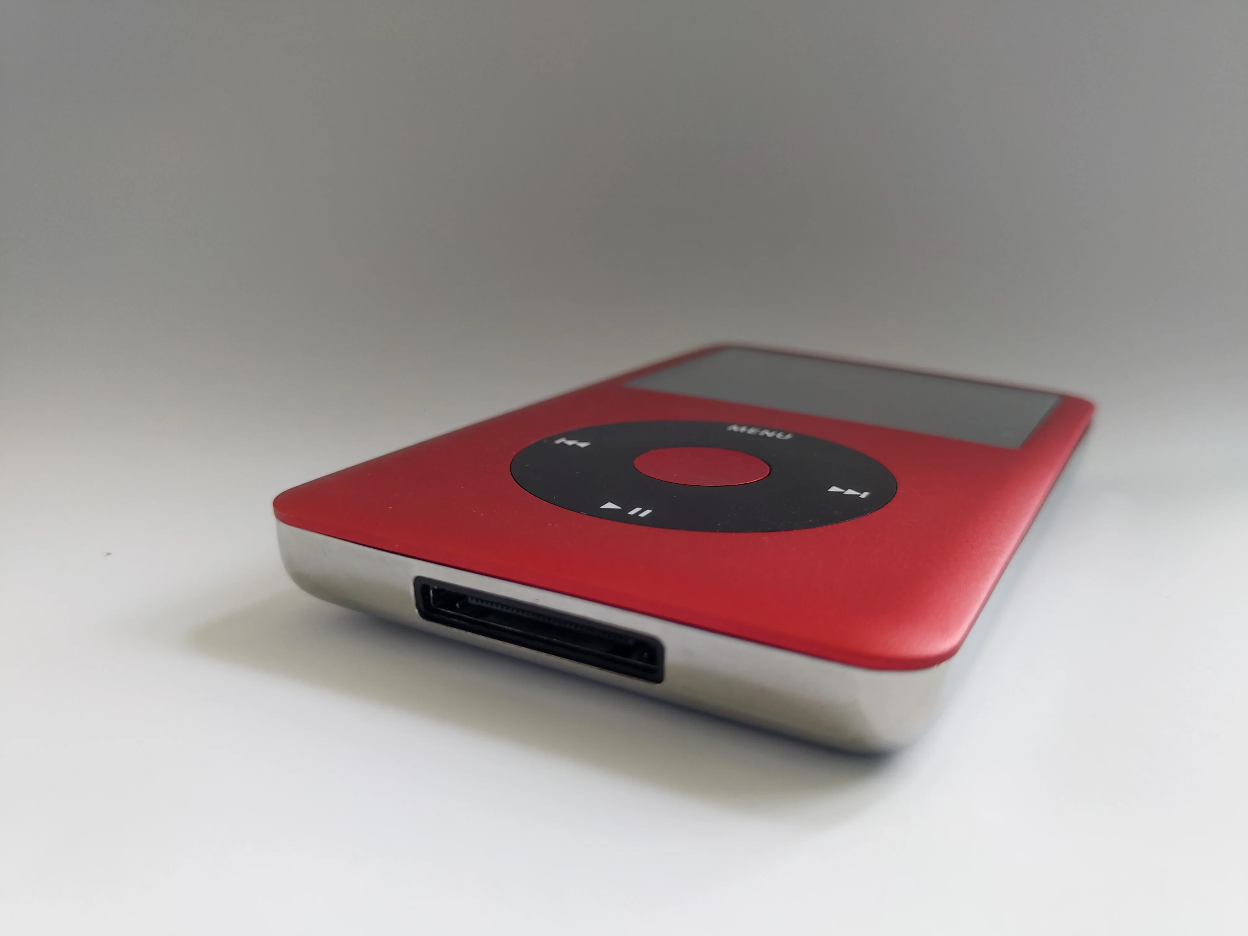 iPod classic - Red and Black | Flash Storage and Extended Battery - Image 7