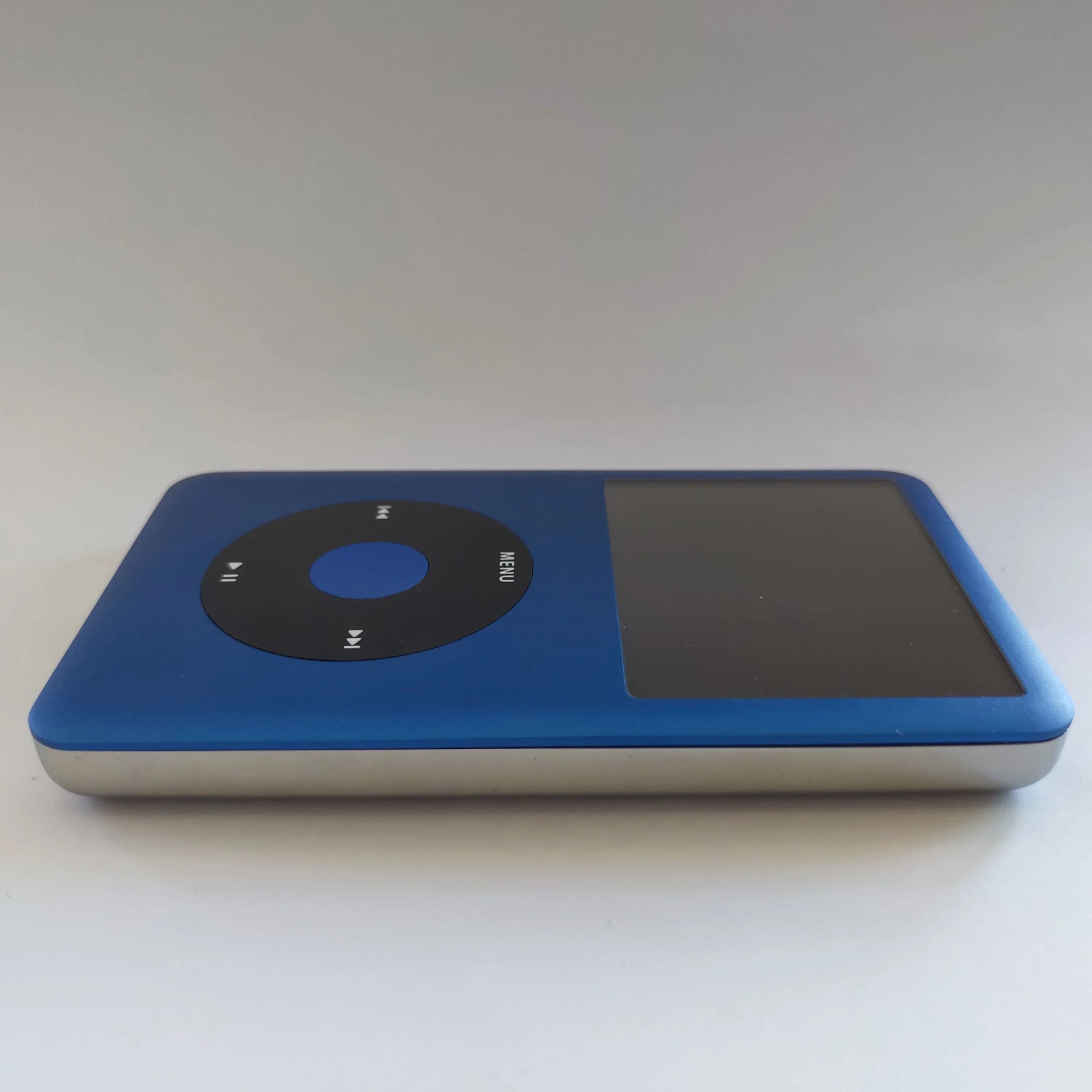 iPod classic - Blue and Black | Flash Storage and Extended Battery - Image 5