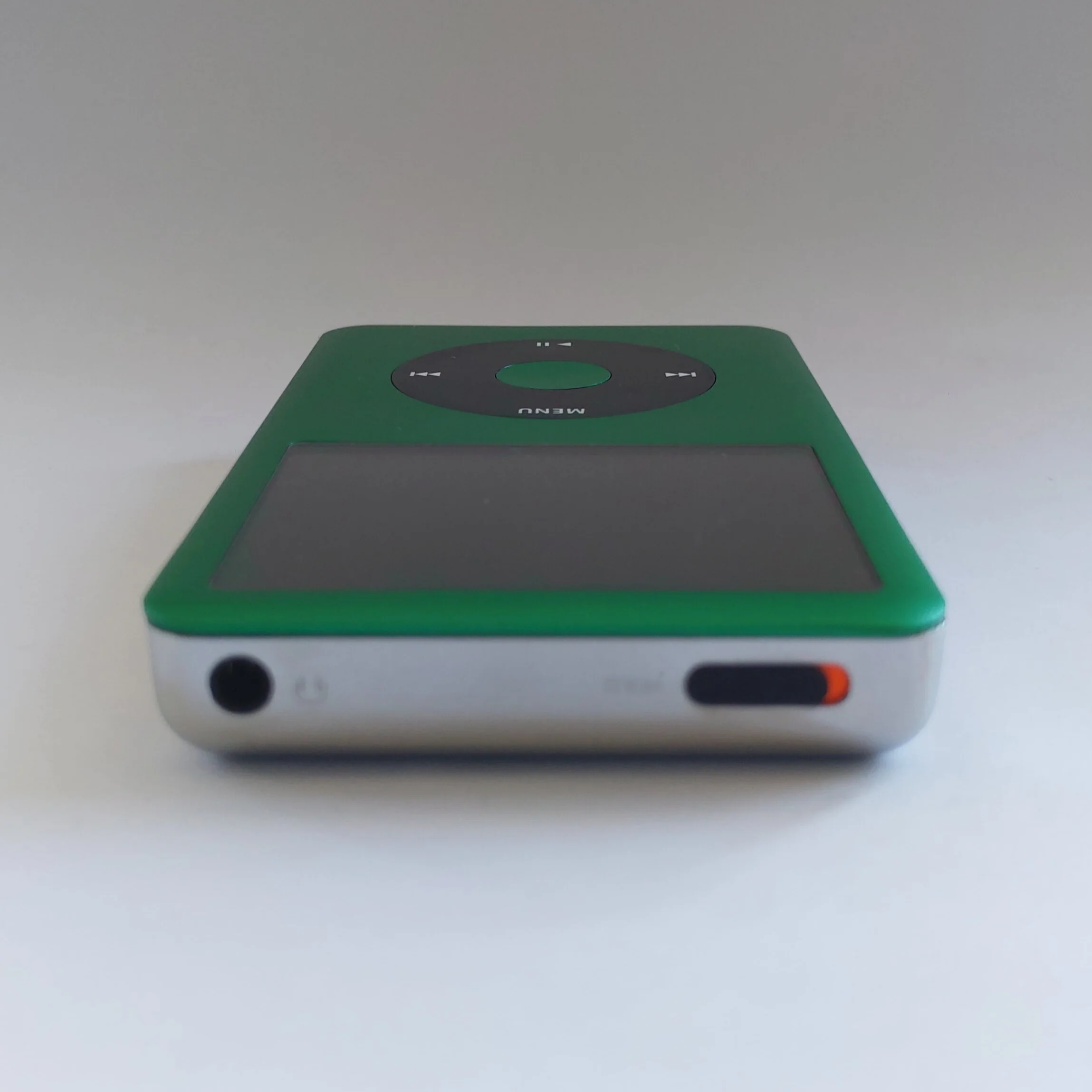 iPod classic - Green and Black | Flash Storage and Extended Battery - Image 5