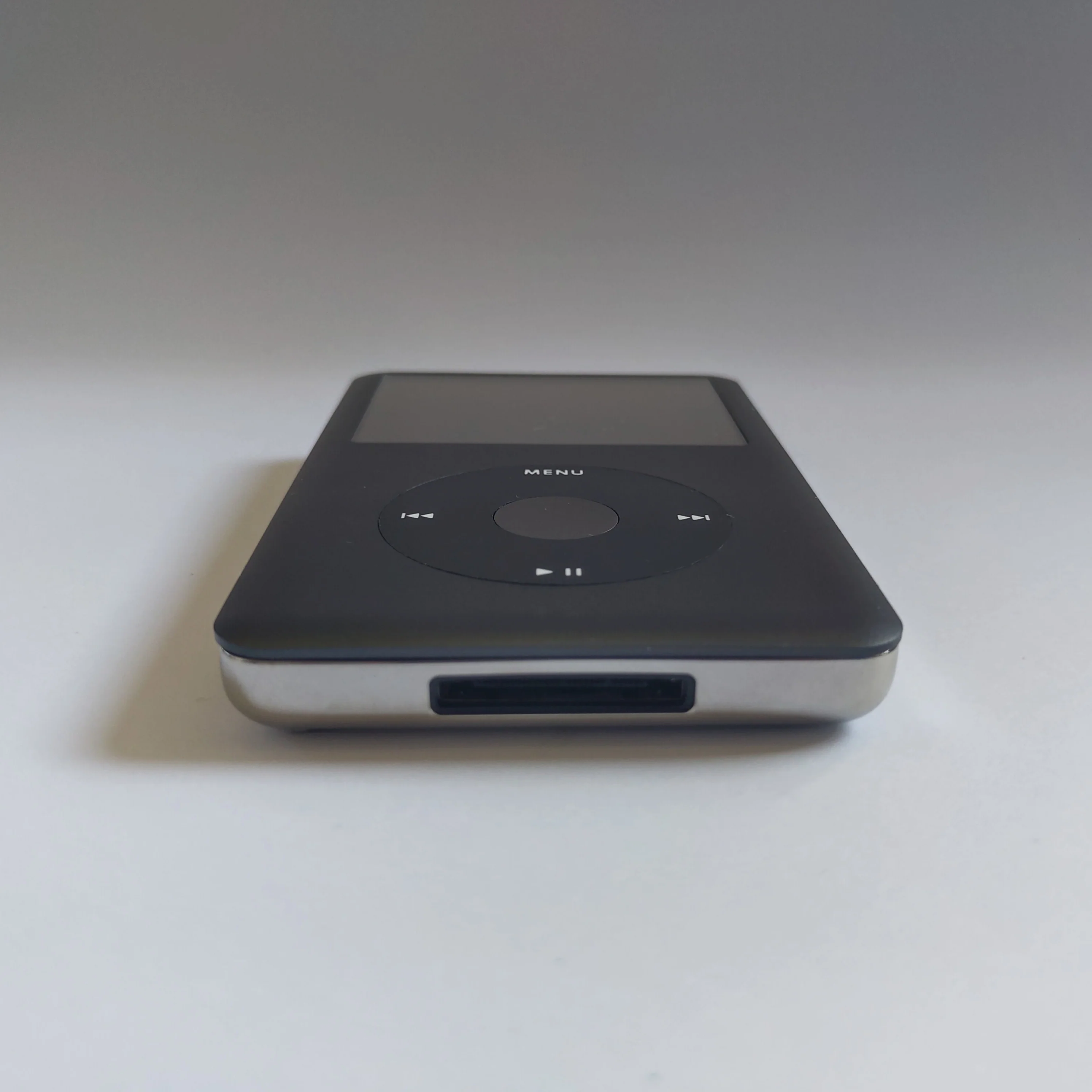 iPod classic - Grey | Flash Storage and Extended Battery - Image 3