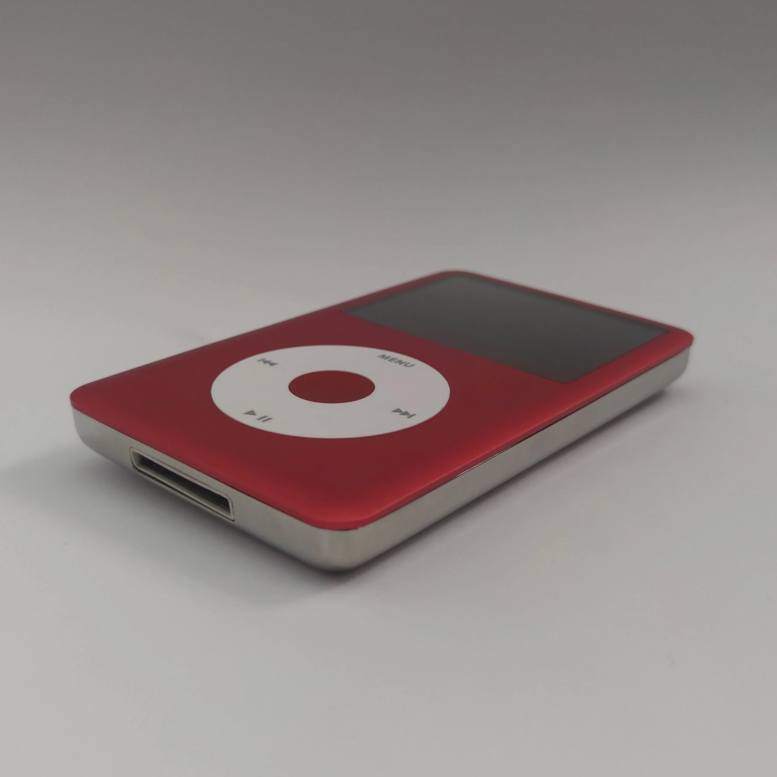 iPod classic - Red and White | Flash Storage and Extended Battery - Image 4