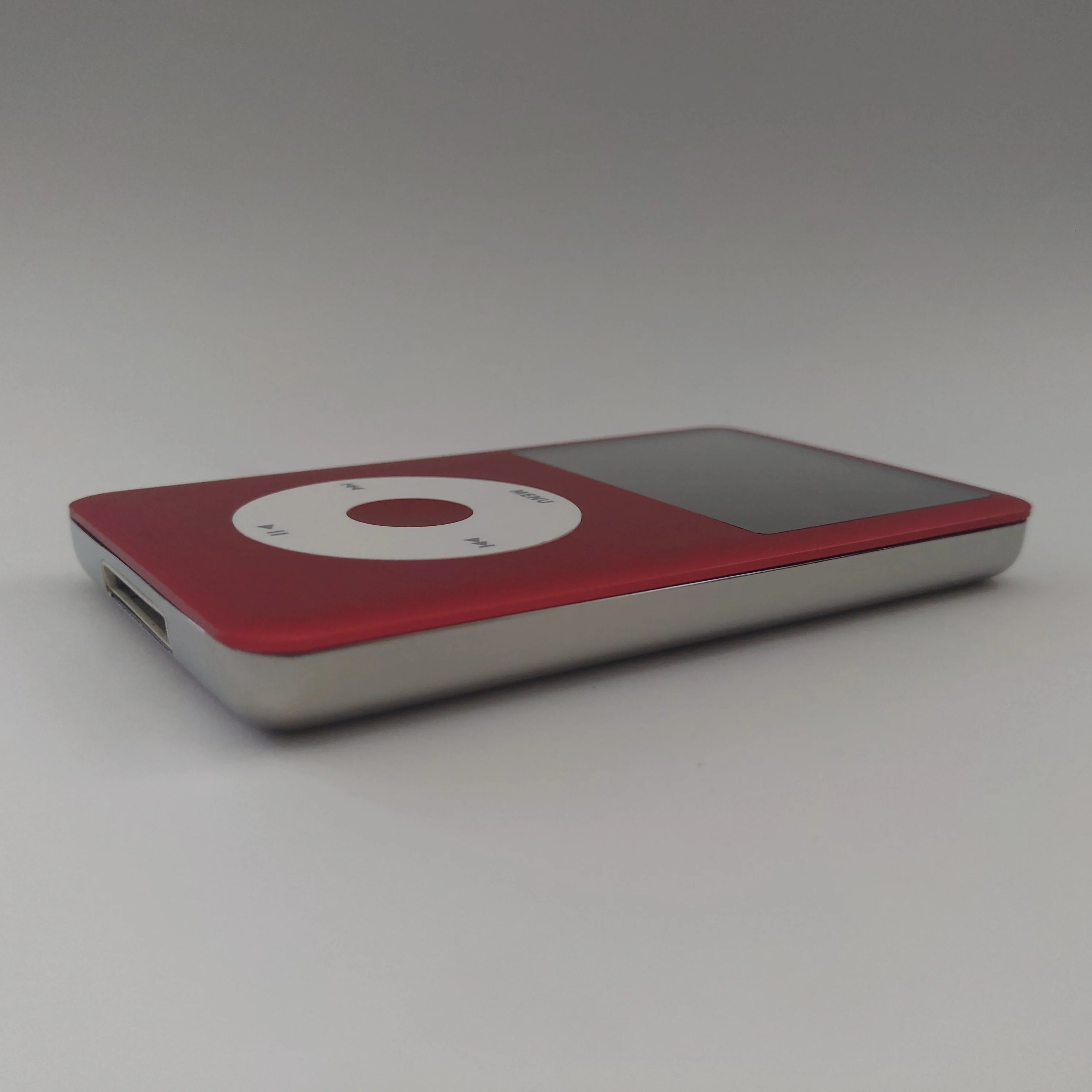 iPod classic - Red and White | Flash Storage and Extended Battery - Image 5