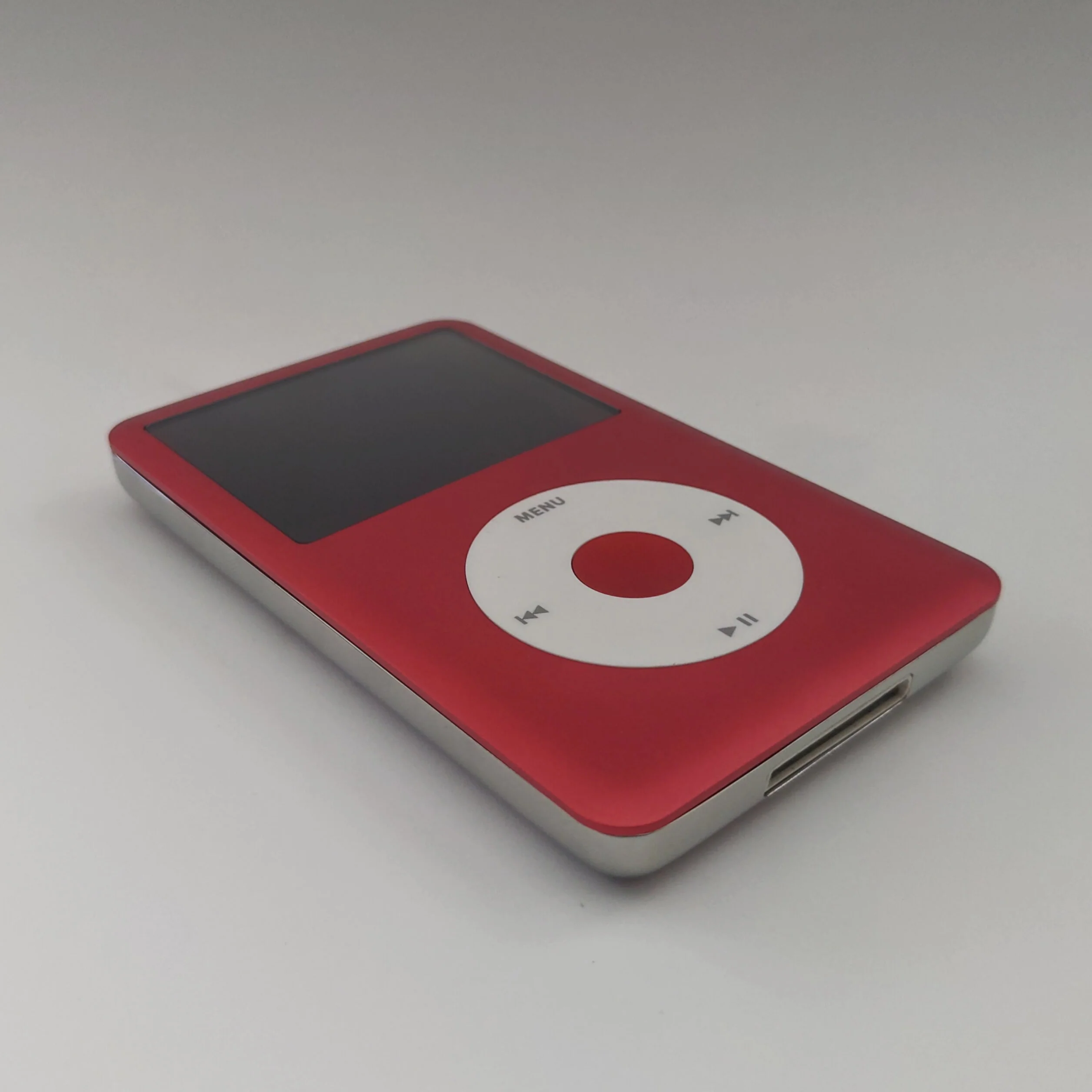 iPod classic - Red and White | Flash Storage and Extended Battery - Image 6