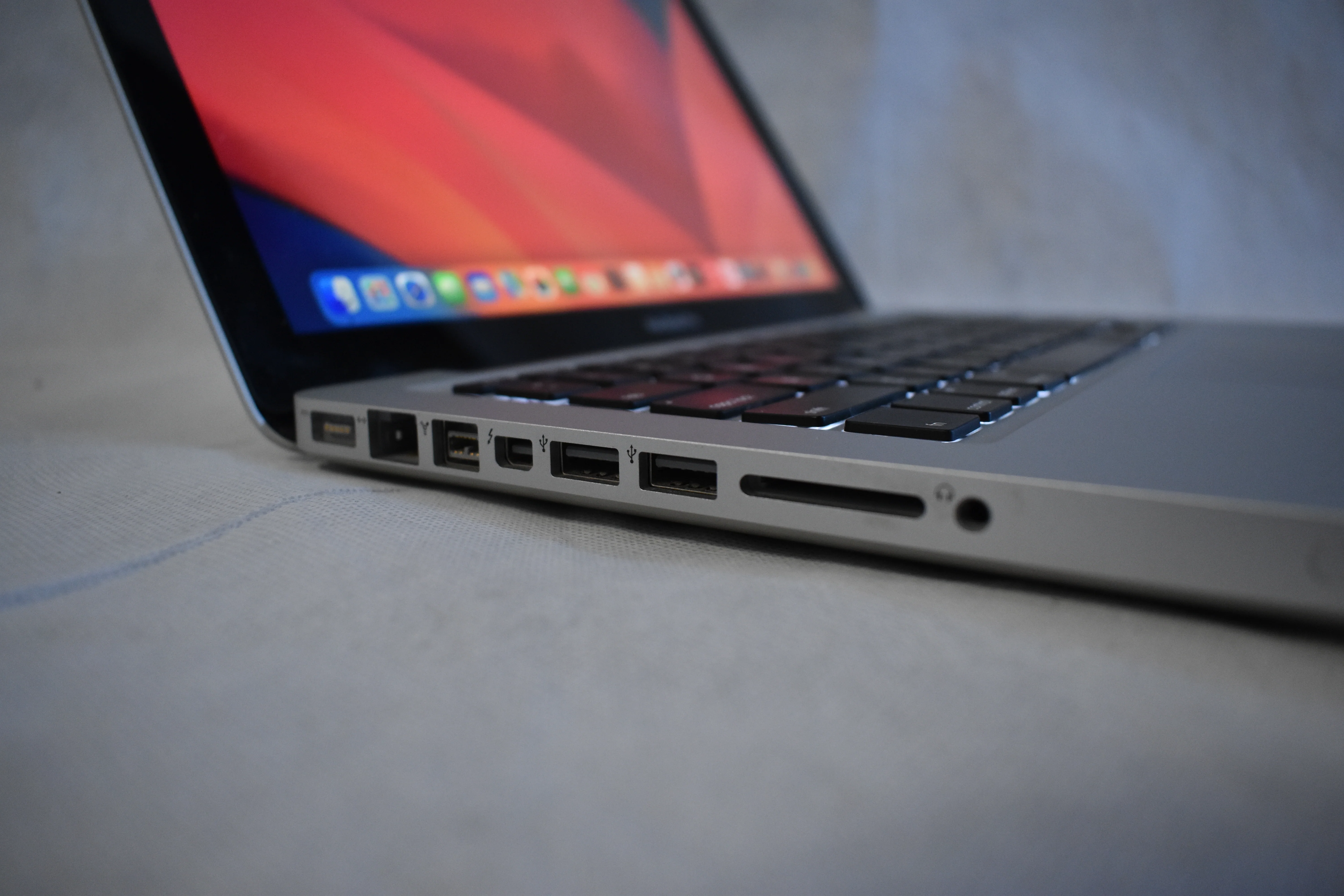 Macbook Pro 13" | 2011 - Image 6